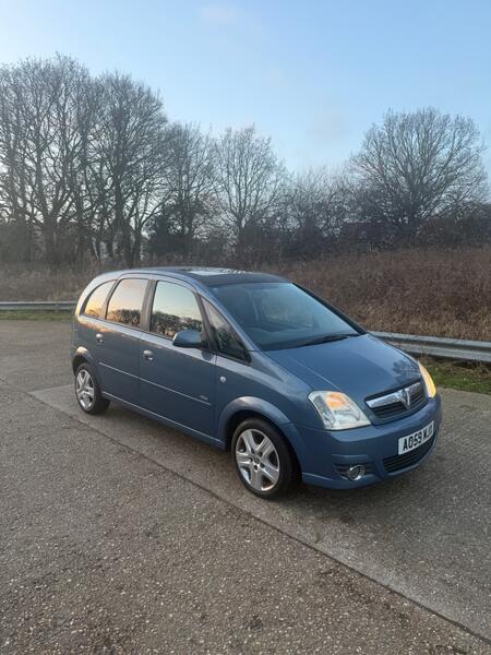 VAUXHALL MERIVA 1.4 i 16v Design